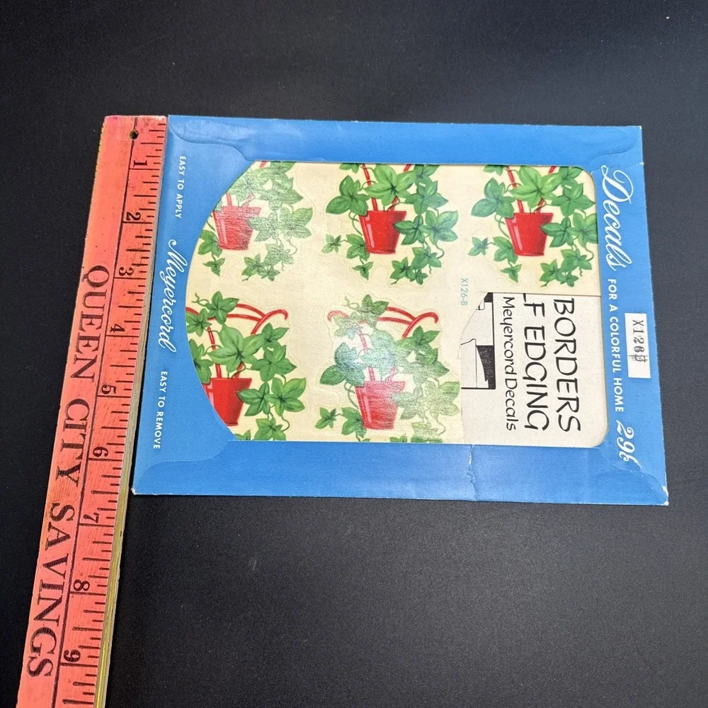 1950s Meyercord Decals X 125-B Small Hanging Flowerpots Red Green‎ (one Missing)